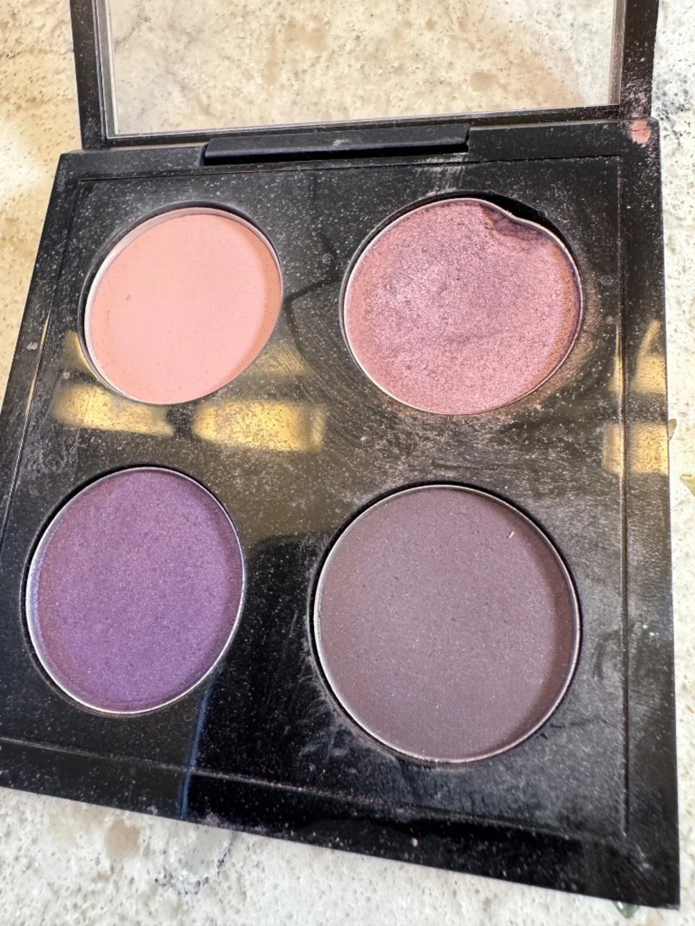 MAC Cosmetics Small Eyeshadow Passionate Quest Quad Limited Edition‎ Palette